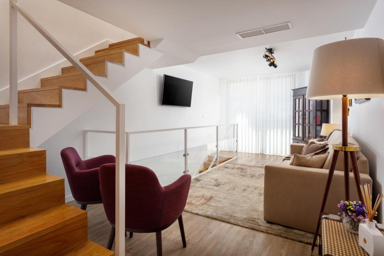 Appartement Stupendo-three Rooms-suite With Terrace -center -air Conditioning Lissabon