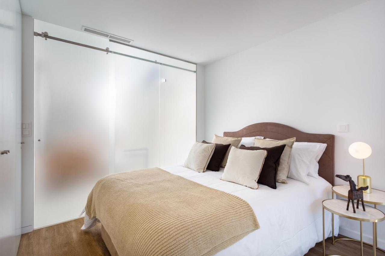 Lejlighed Stupendo-three Rooms-suite With Terrace -center -air Conditioning-free Park