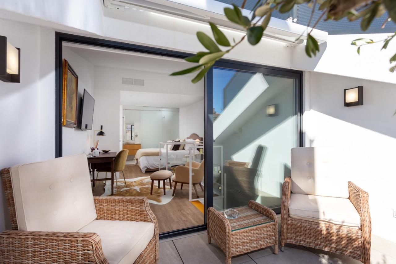 Lejlighed Stupendo-three Rooms-suite With Terrace -center -air Conditioning-free Park